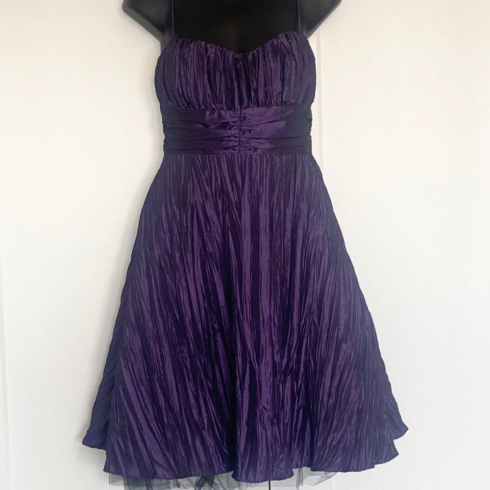 PurpleโSweetheart Necklineโ Wedding Guest Dress Size 8